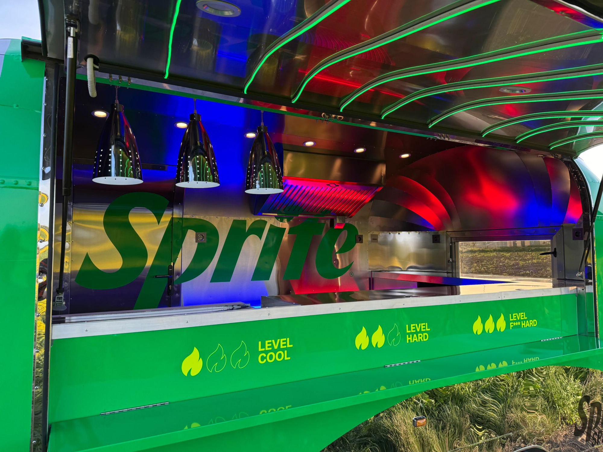 SHINE - American Food Truck - Pardavimo skelbimai undefined: foto 23