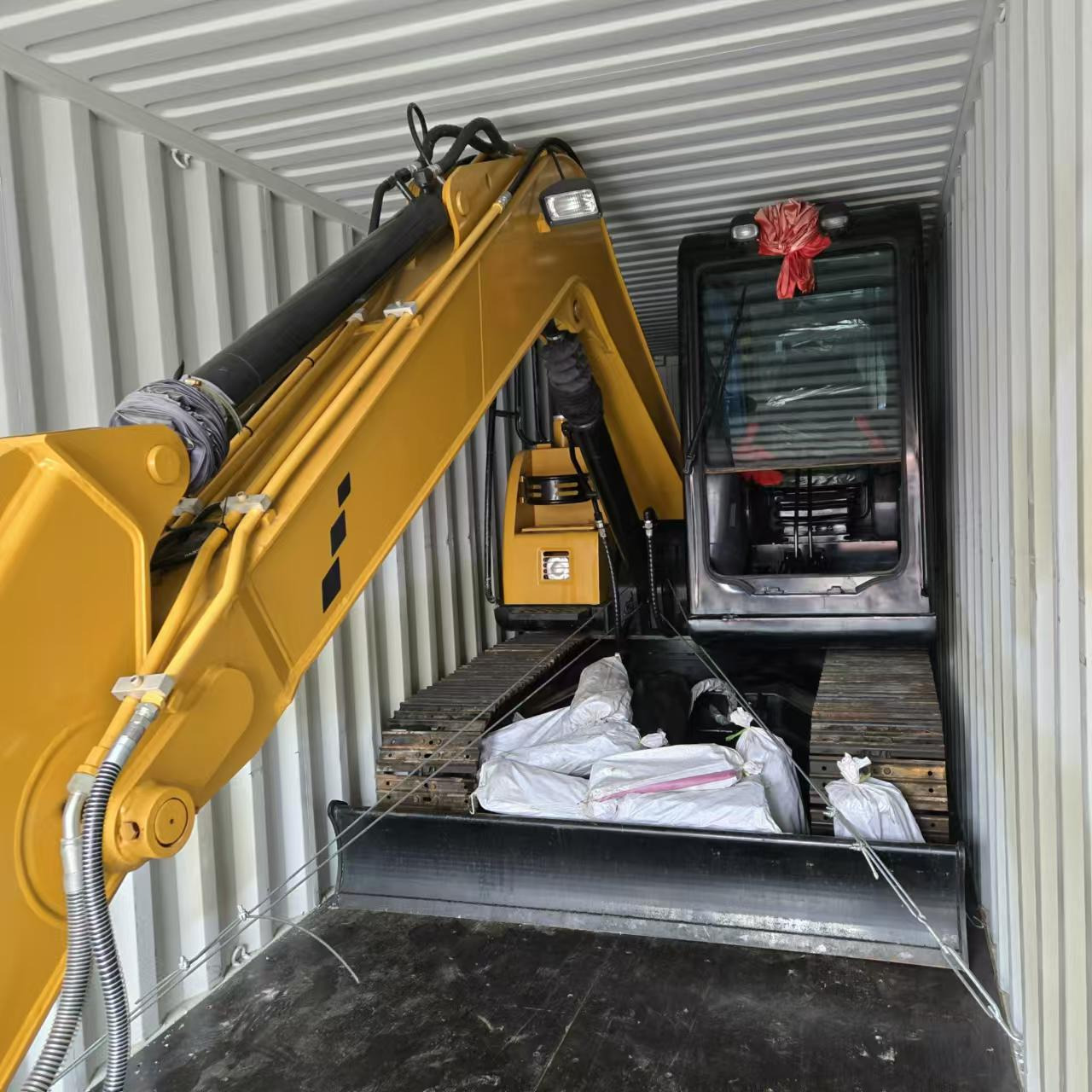 Toaks International Trading Company - Statybinė technika SHACMAN - Euro 3, dyzelis undefined: foto 16