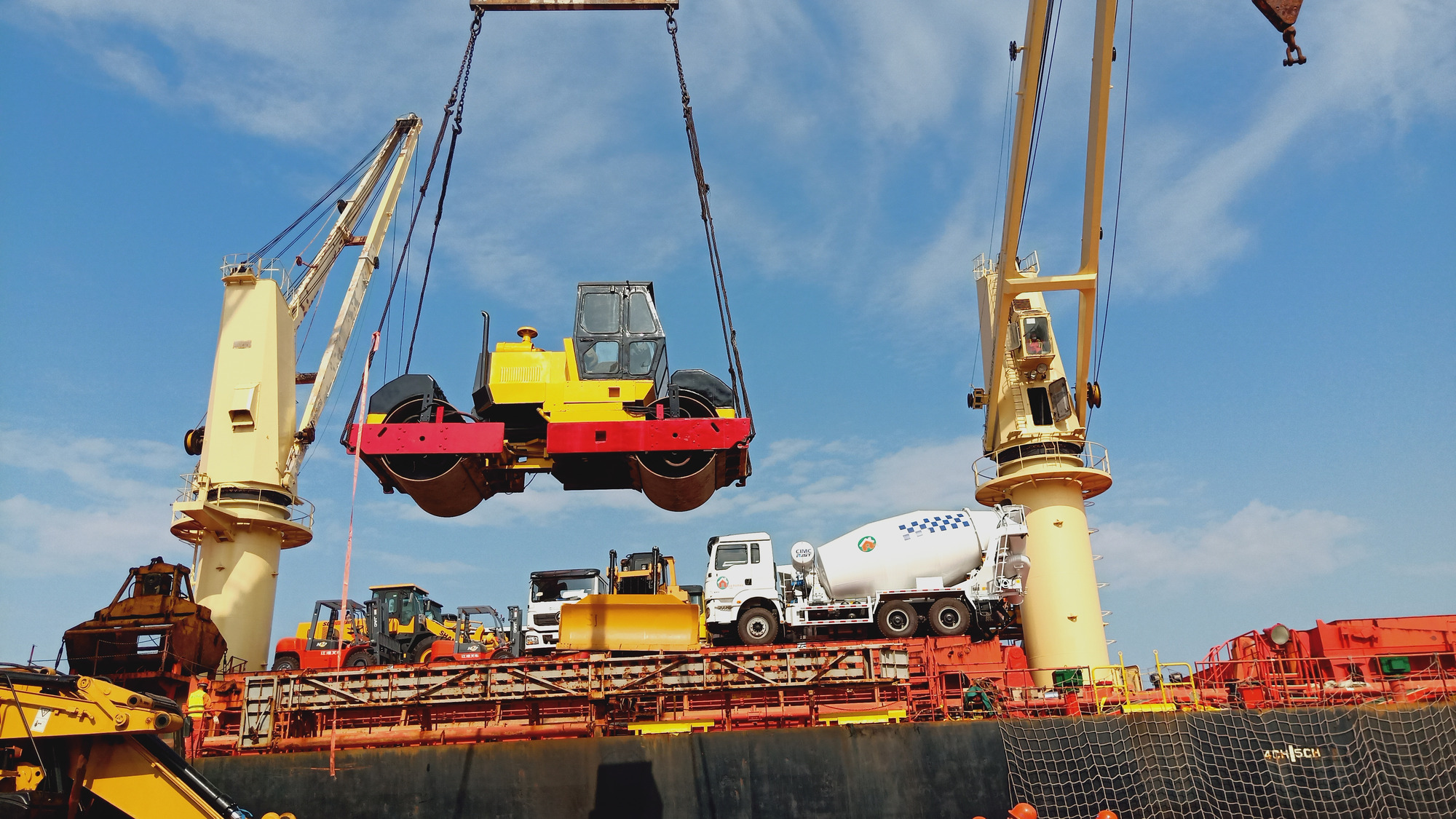 Toaks International Trading Company - Statybinė technika SHACMAN - Euro 3, dyzelis undefined: foto 13