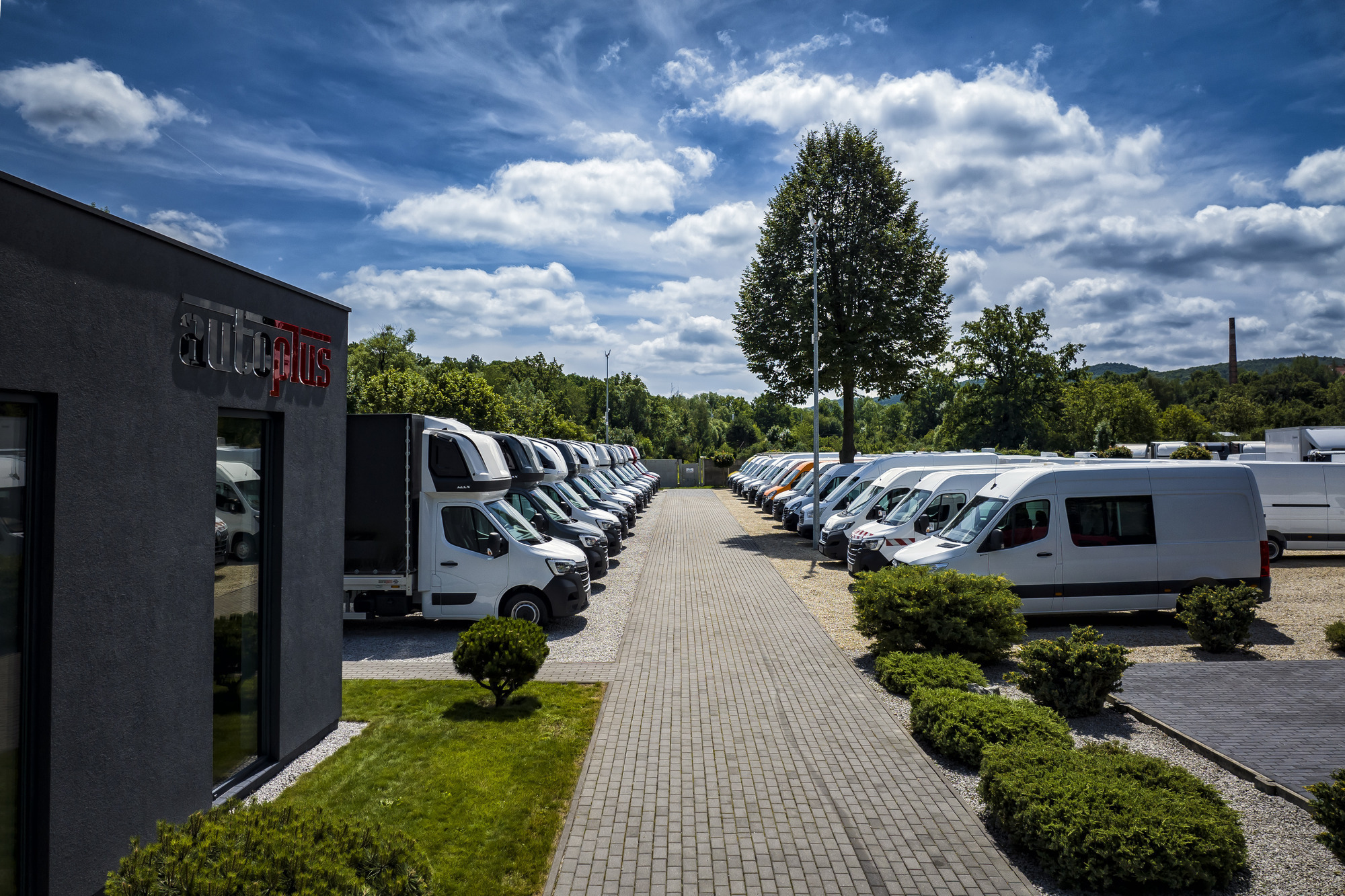 AUTO-PLUS DEALER - Pardavimo skelbimai undefined: foto 3