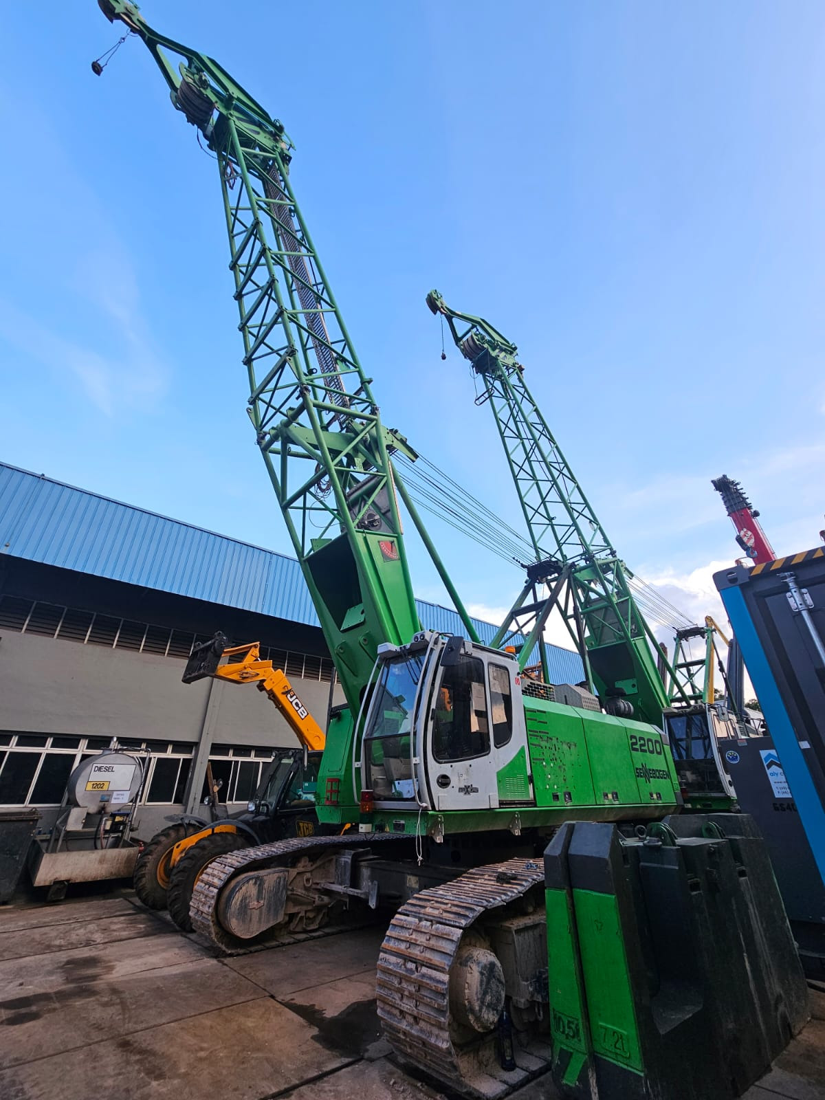 PVE CRANE RENTAL B.V. undefined: foto 3