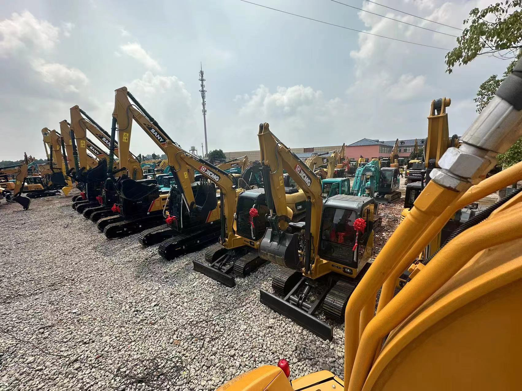 ZM Machinery Co., Ltd. - Statybinė technika CATERPILLAR 950 undefined: foto 5