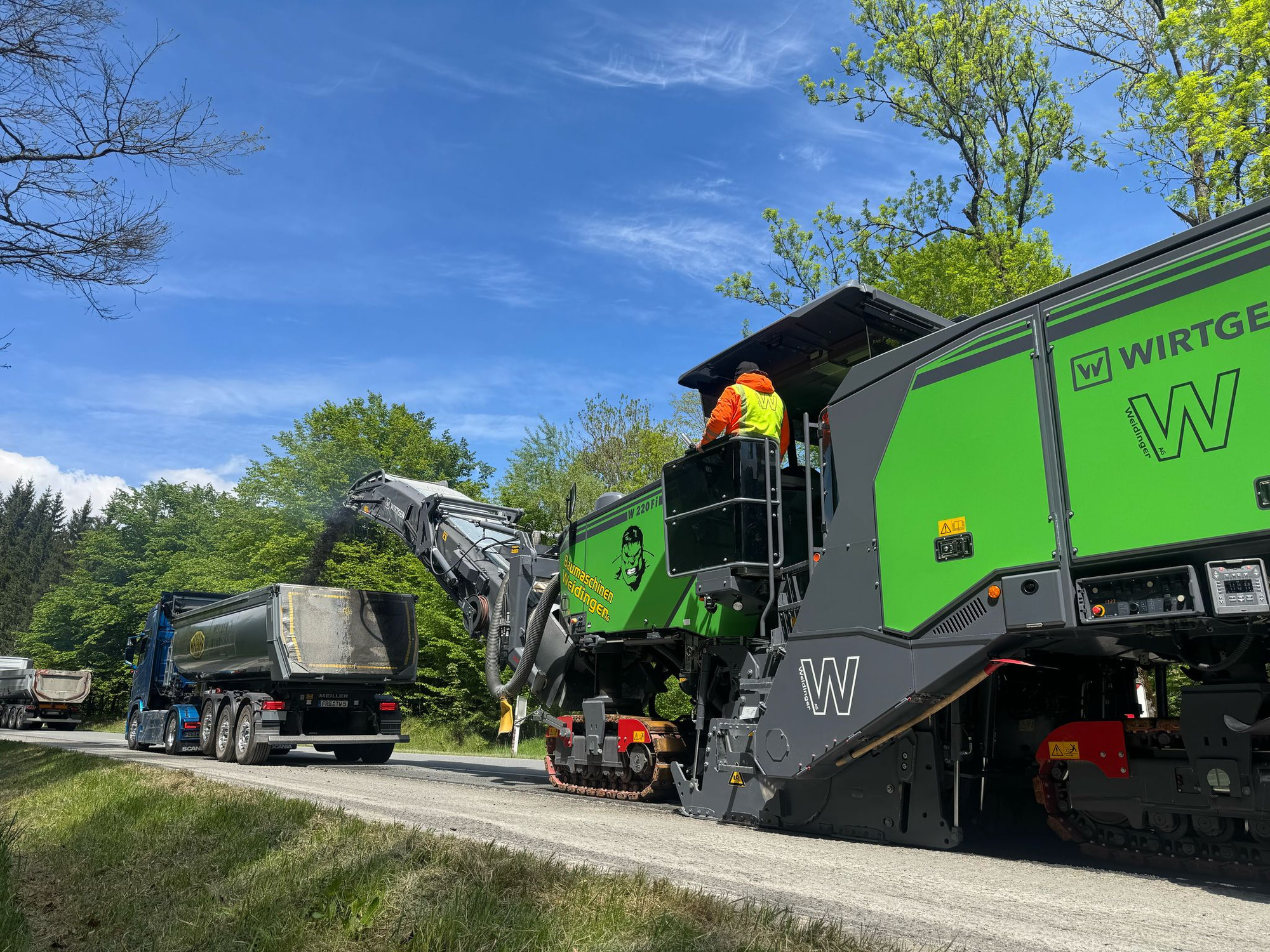 Baumaschinen Weidinger AG undefined: foto 12