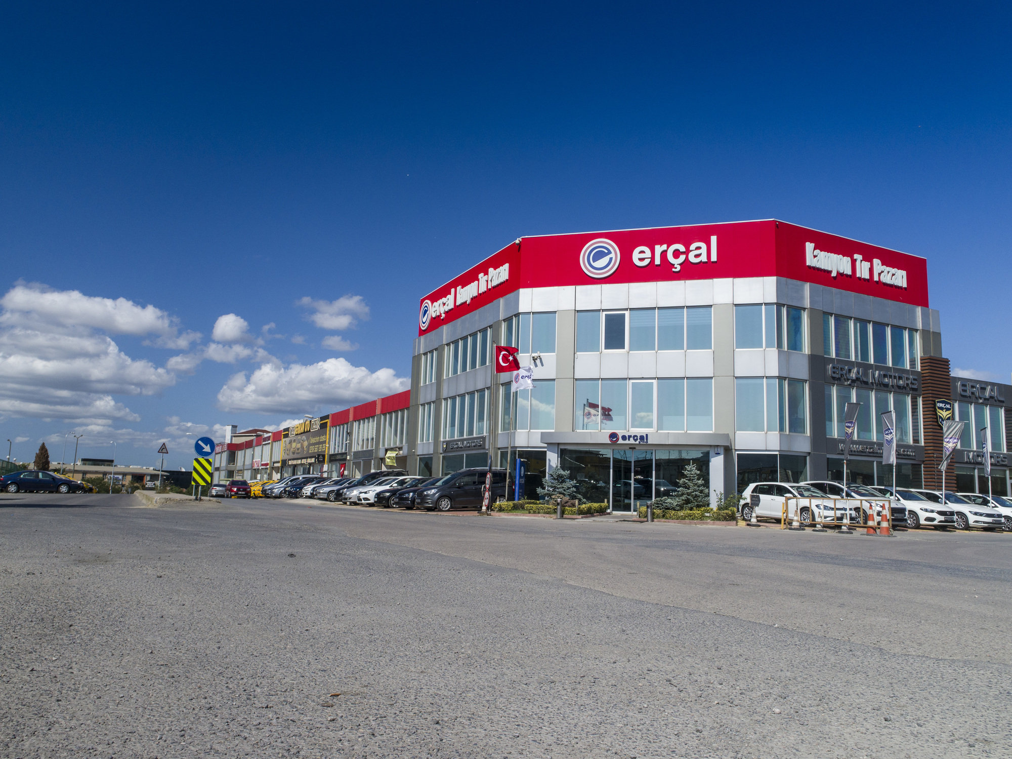 ERCAL TRUCKS - Statybinė technika FORD - Metai: 2011, 8x4 undefined: foto 5