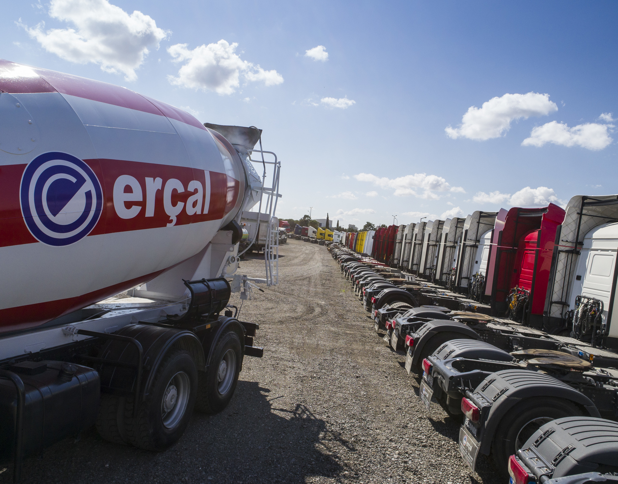 ERCAL TRUCKS - Statybinė technika FORD - Metai: 2011, 8x4 undefined: foto 4