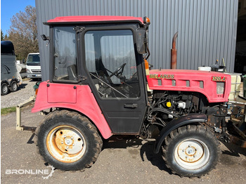 Traktorius, Sniego peilis 2016 Belarus 320.4 Tractor + Snow plow: foto 4