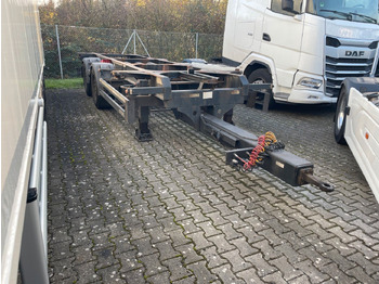 Konteineris-vežimus/ Sukeisti kūną priekaba KÖGEL