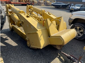 Purentuvas - Statybinė technika CAT D 8 R Ripper: foto 3