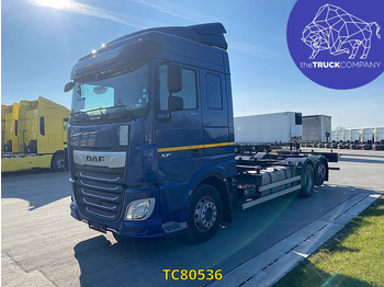Konteineris-vežimus/ Sukeisti kūną sunkvežimis DAF XF