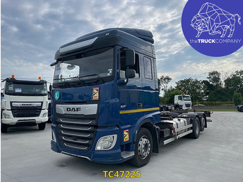 Konteineris-vežimus/ Sukeisti kūną sunkvežimis DAF XF
