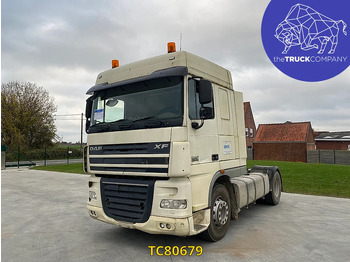 Vilkikas DAF XF 105 460