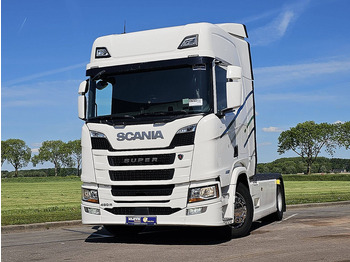 Vilkikas SCANIA R 460