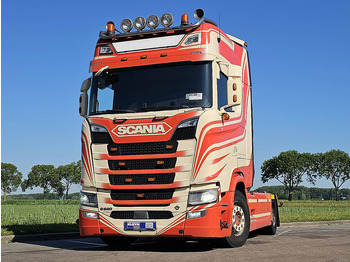 Vilkikas SCANIA S 520