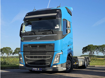 Konteineris-vežimus/ Sukeisti kūną sunkvežimis VOLVO FH 460
