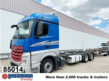 Konteineris-vežimus/ Sukeisti kūną sunkvežimis MERCEDES-BENZ Actros 2542
