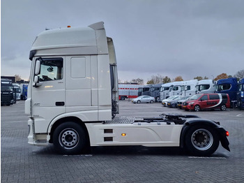 Vilkikas DAF XF 460 SuperSpaceCab 4x2 - Full air - Night Clima - TV -Microwave - Full spoiler - Navi: foto 4