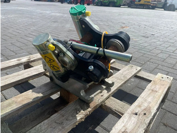 Rototiltas - Statybinė technika Sanderson STEELWRIST TMX S30 -180HA | TILT QUICKCOUPLER | TILTING COUPLER | NEW: foto 5