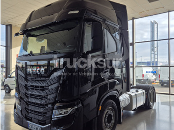 Vilkikas IVECO S-WAY