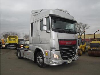 Vilkikas DAF XF 105 460