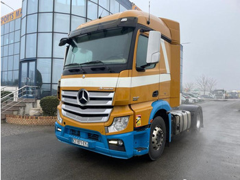 Vilkikas MERCEDES-BENZ Actros 1845
