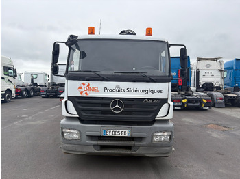 Platforminis/ Bortinis sunkvežimis MERCEDES-BENZ Axor 2533