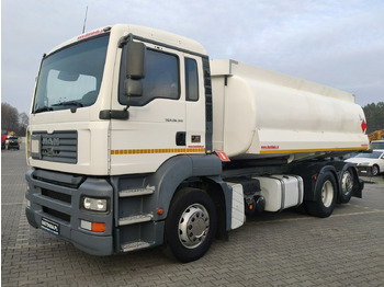 Autocisterna MAN TGA 26.310