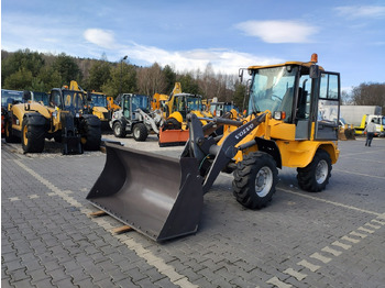 Ratinis krautuvas VOLVO L30B