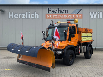 Sniego valymo mašina UNIMOG U500