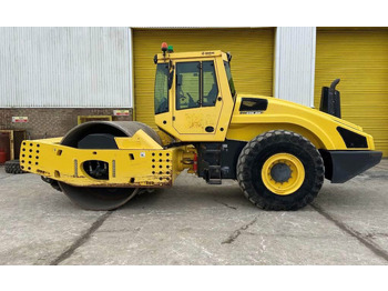 Kompaktorius BOMAG