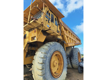 Savivartis CATERPILLAR 777