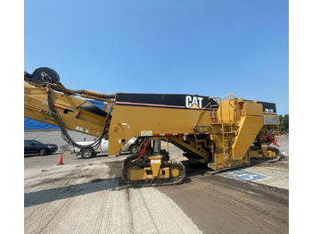 Asfalto freza CATERPILLAR