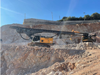 Polių kalimo mašina LIEBHERR