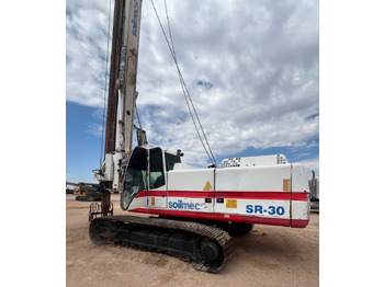 Polių kalimo mašina SOILMEC