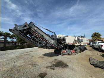 Asfalto freza WIRTGEN