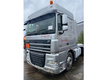 Vilkikas DAF XF 105 460