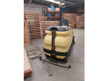 Gatvių šlavimo mašina Kärcher BD100/25: foto 4 Gatvių šlavimo mašina Kärcher BD100/25: foto 4