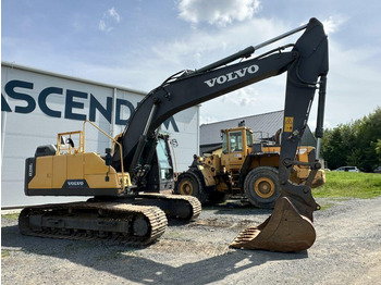 Vikšrinis ekskavatorius VOLVO EC220EL