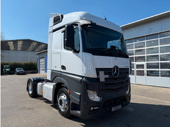 Vilkikas MERCEDES-BENZ Actros 1845