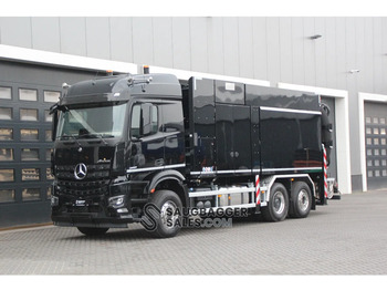 Asenizatorius MERCEDES-BENZ Arocs