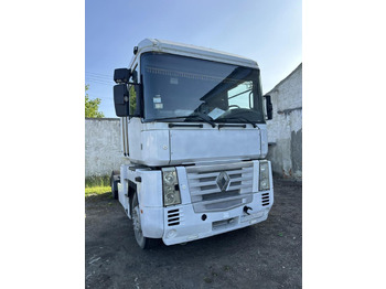 Vilkikas RENAULT Magnum 440