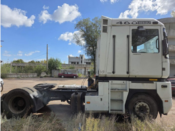 Vilkikas RENAULT Magnum 480