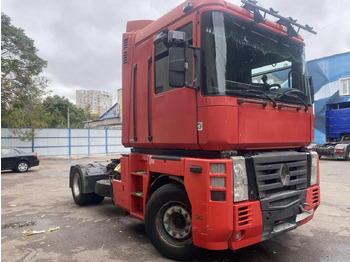 Vilkikas RENAULT Magnum 480