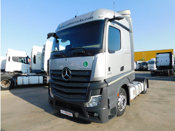 Vilkikas MERCEDES-BENZ Actros