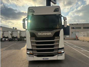 Vilkikas SCANIA S 500