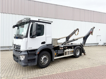 Nuožulnaus pakėlimo ant platformos sunkvežimis MERCEDES-BENZ Actros 1832