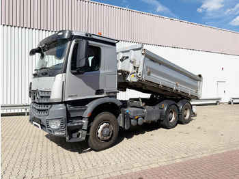 Savivartis sunkvežimis MERCEDES-BENZ Arocs 2643