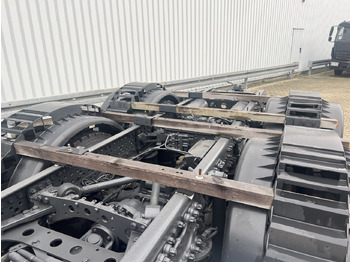 Nauja Važiuoklės sunkvežimis Mercedes-Benz Arocs 3251 L 8x4/4 Arocs 3251 L 8x4/4, mit Motorabtrieb C plus NA: foto 3 Nauja Važiuoklės sunkvežimis Mercedes-Benz Arocs 3251 L 8x4/4 Arocs 3251 L 8x4/4, mit Motorabtrieb C plus NA: foto 3