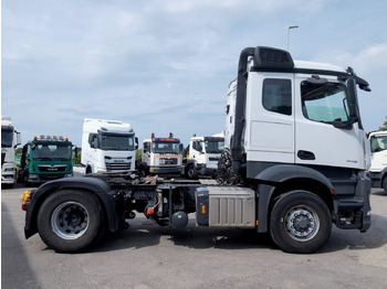 Vilkikas MERCEDES-BENZ Actros