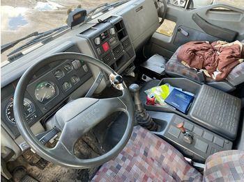 Sunkvežimis žirgams vežti Iveco 120E18 - 3 HORSES - MANUAL - STEEL SUSPENSION: foto 4
