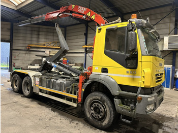 Hook-lift sunkvežimis IVECO Trakker